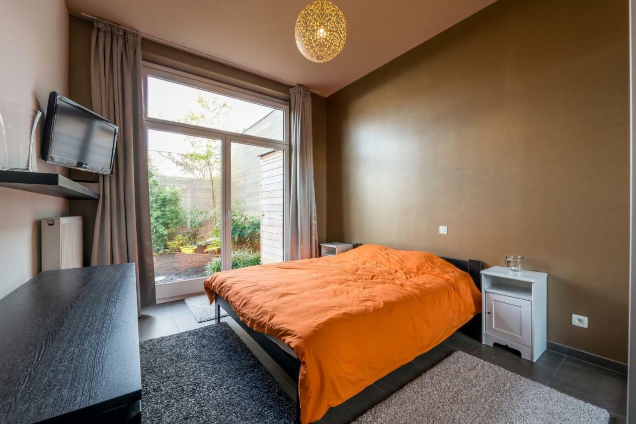 Guesthouse De Roode Μπριζ Εξωτερικό φωτογραφία